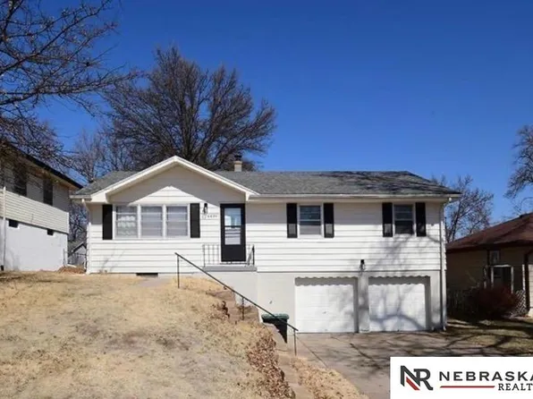 6634 Curtis Ave, Omaha, NE 68104