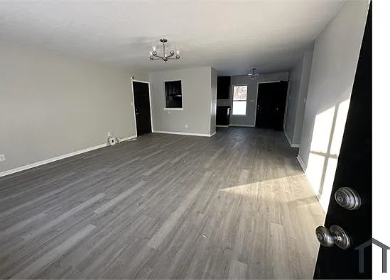 3409 Summerdale Ave — Photo 5