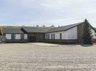 4 S Fork Rd, Cody, WY 82414