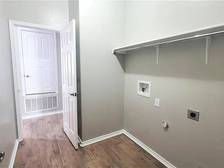 534 Apricot Dr — Photo 28
