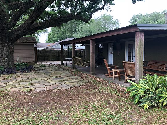 4th image of 139 Blue Lake Dr