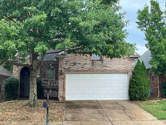 2nd image of 6806 Mikayla Ln
