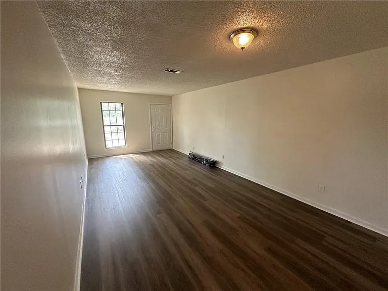 890 E Cherry St #201 — Photo 19