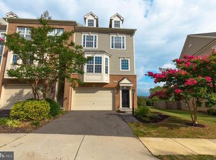 43622 Lees Mill Sq, Leesburg, VA 20176