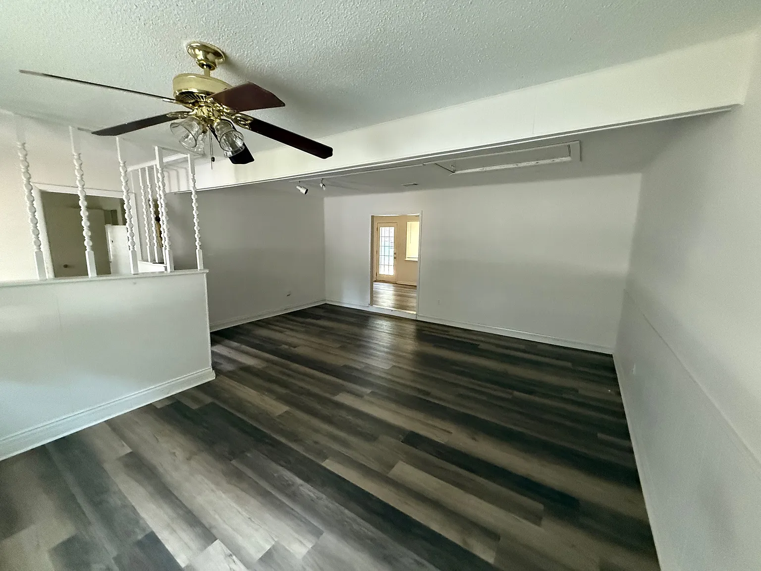 5 bed, 2037 sqft, $1,650 — Photo 3