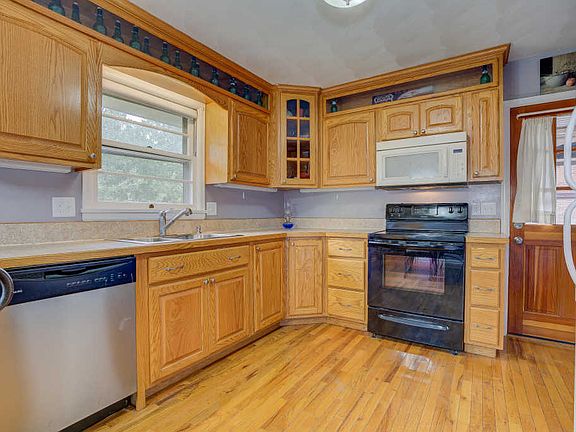 5th image of 6236 Nell Cir