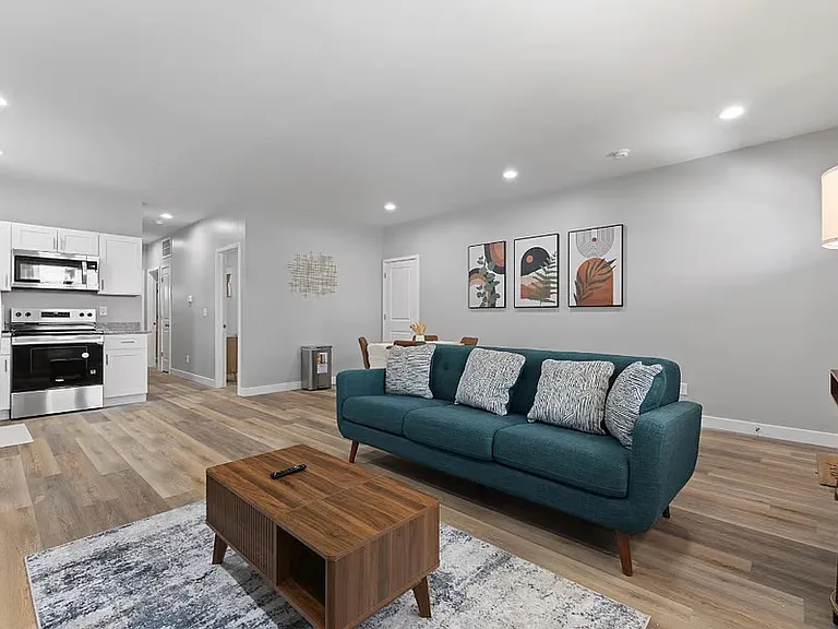 44 E Parkview Ave #A — Photo 12