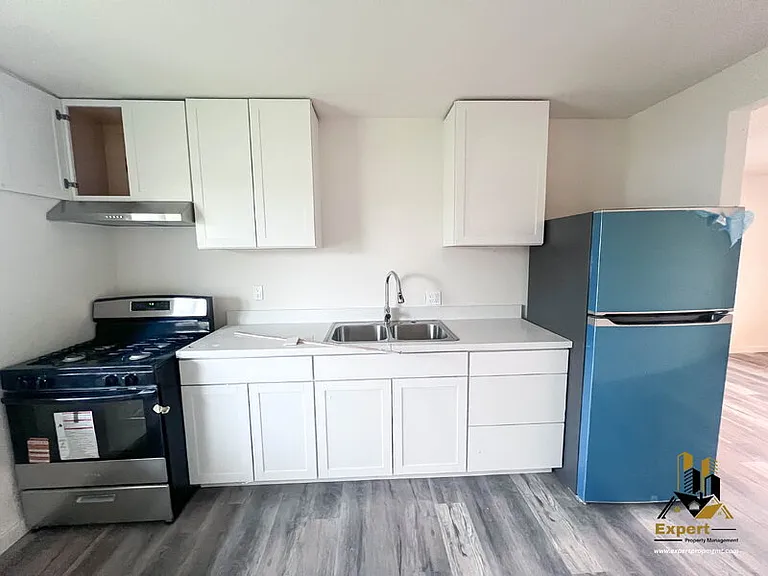 1507 Nogales St #1 — Photo 4
