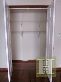 5th image of 209 W 20th St APT 7A