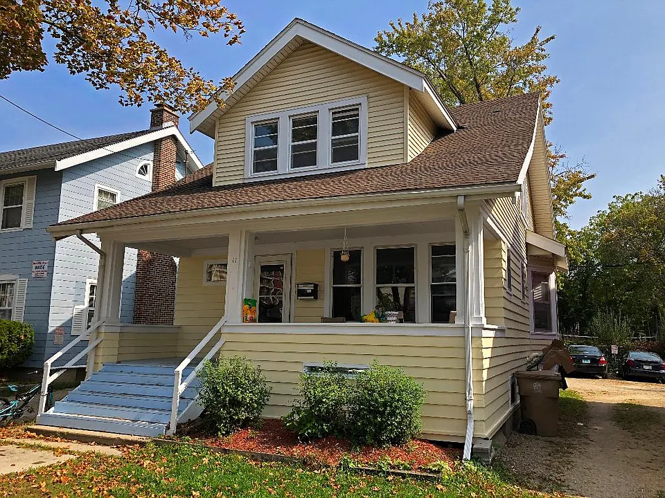 11 S Randall Ave