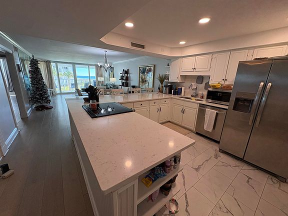5th image of 900 Gulf Shore Dr Unit 2022