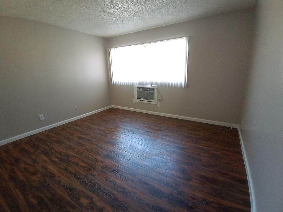 2nd image of 1240 N San Gabriel Ave APT 9