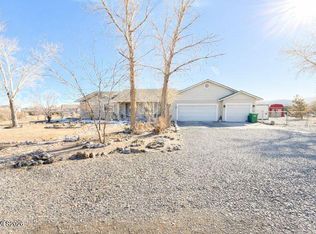 900 Madison Creek Dr, Fernley, NV 89408