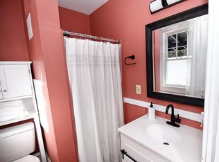 902 S Main St #E, Blacksburg, VA 24060