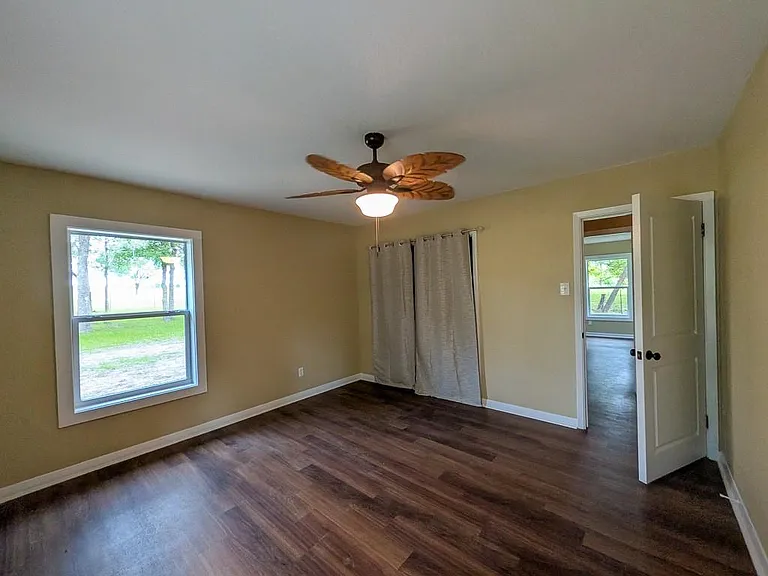 1139 County Road 403 — Photo 16