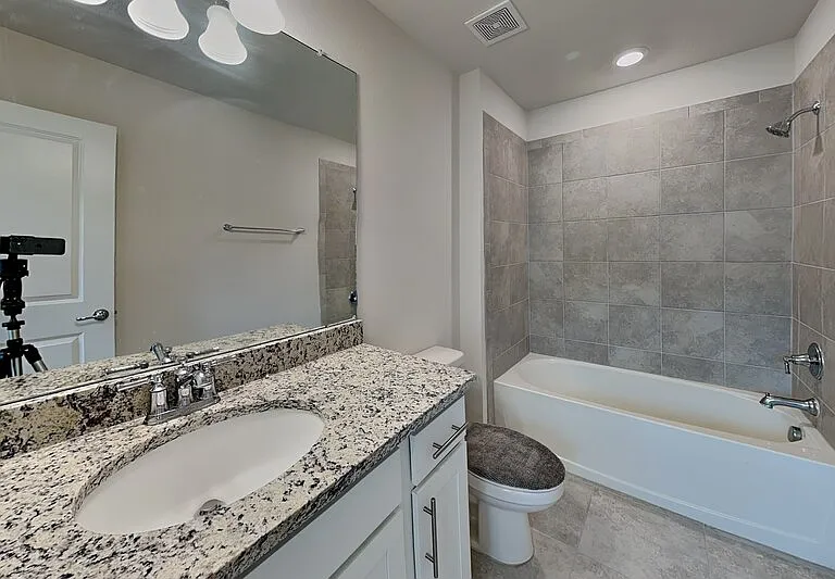 20781 Monza Loop — Photo 14