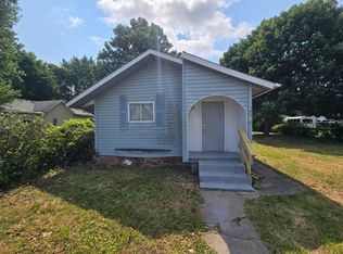 3018 Chase St, Toledo, OH 43611