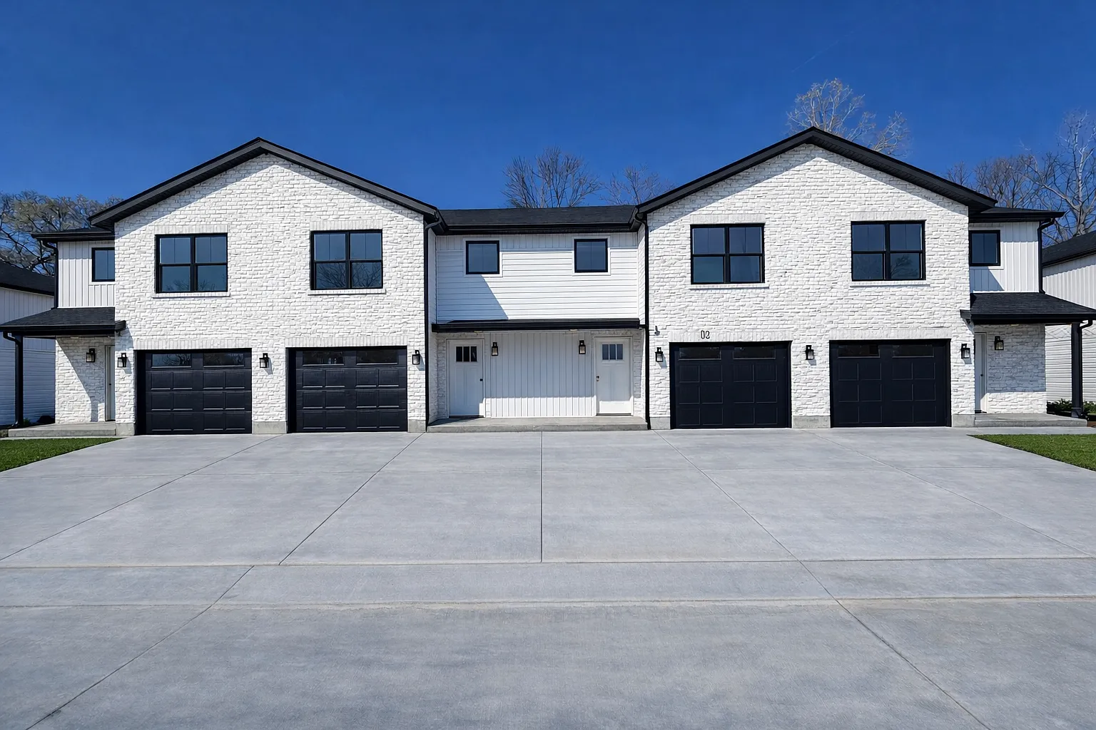 Ellisville Enclave — Photo 1