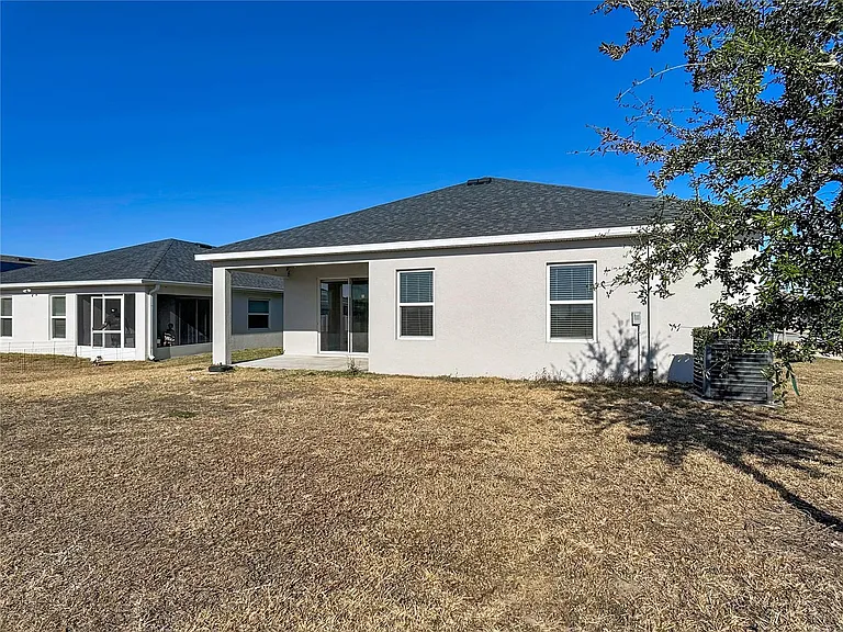 840 Sydney St — Photo 42
