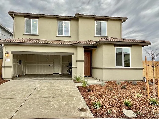 2115 Break Ave photo 1