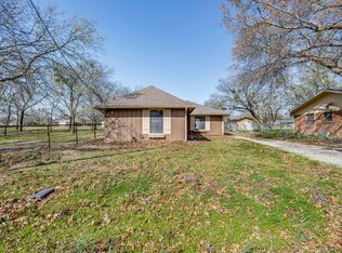 513 S Carter St, Whitewright, TX 75491