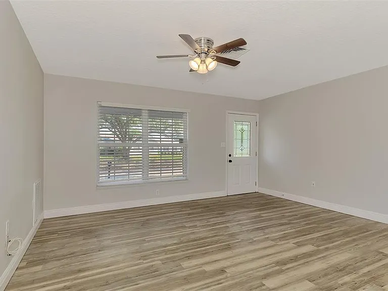 5520 Hayden Blvd — Photo 5