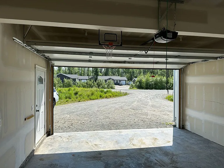 6585 Beverly Hills Cir — Photo 22