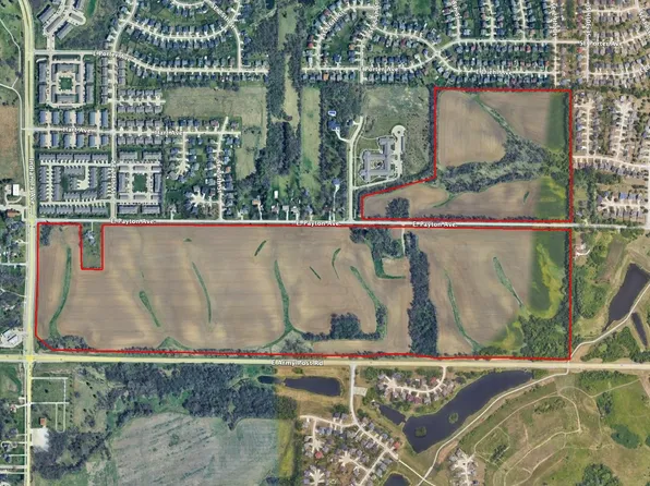 2735 E Payton Ave, Des Moines, IA 50320