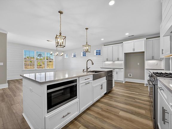 4th image of 2011 Shallow Bluff Ct