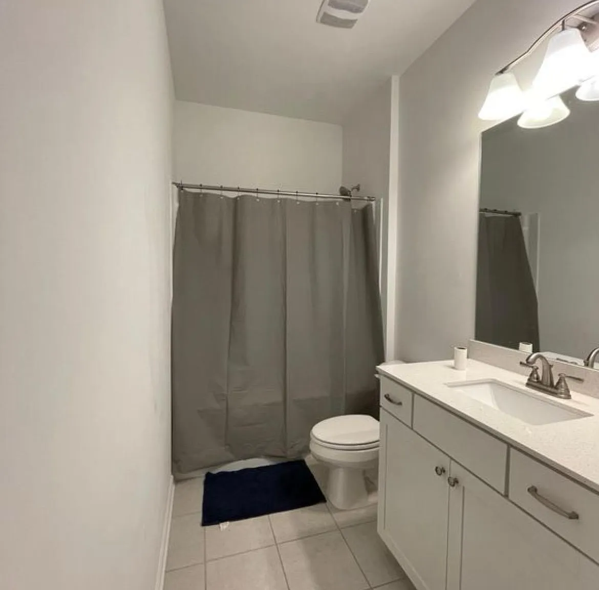 4 bed, 2800 sqft, $2,649 — Photo 4