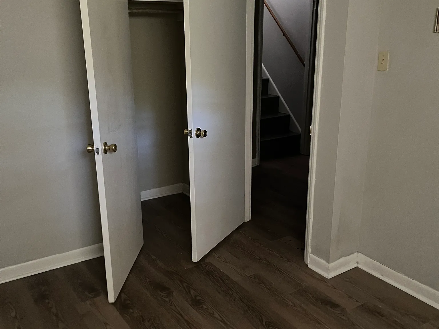 2 bed, 1.5 bath, $975 — Photo 4