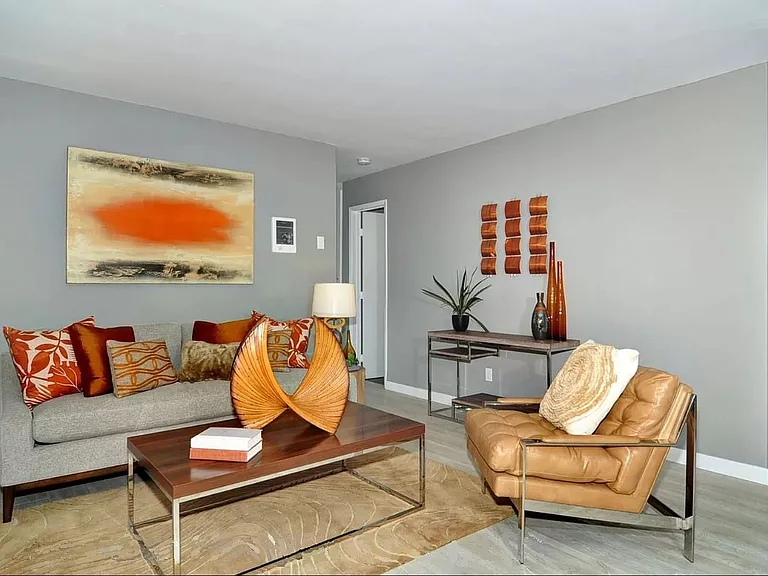 4440 Boundary St #4 — Photo 8