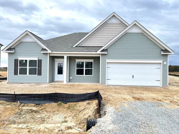 141 Citizens Ct, Four Oaks, NC 27524
