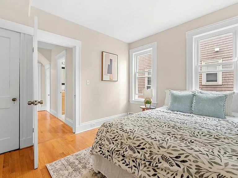 38 Illinois Ave #2 — Photo 7