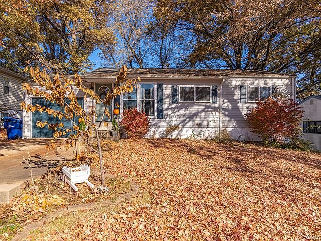 1st image of 4025 Redland Dr