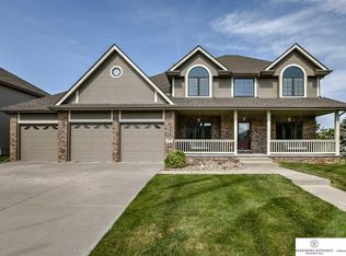 5608 S 176th St, Omaha, NE 68135