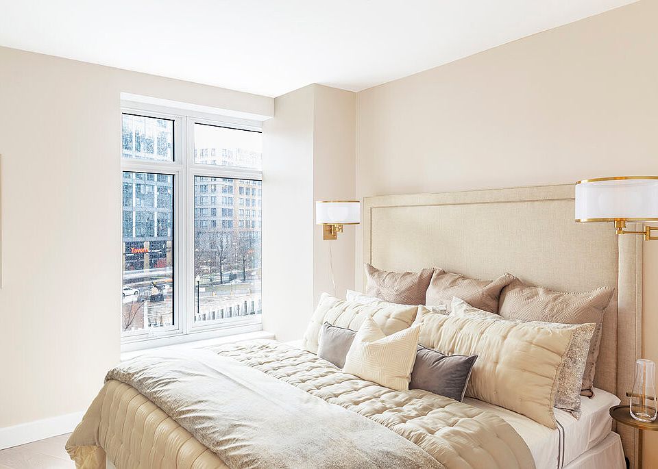 Large, Light Filled Bedrooms