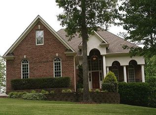 2720 Glassman Ln, Raleigh, NC 27606