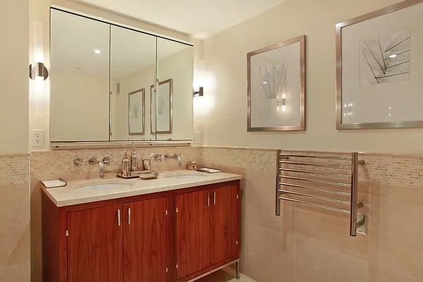 Sold by Corcoran | media 22