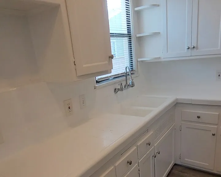 2311 Belmont Ave — Photo 8
