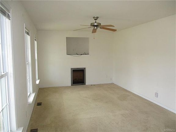5th image of 9110 Carswell St