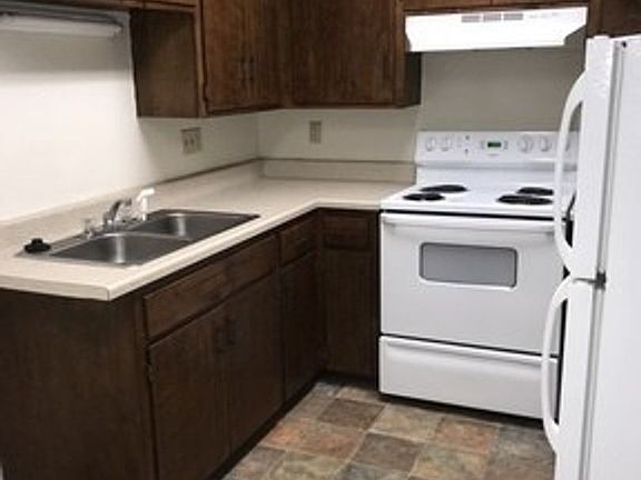 2nd image of 508 E Lyon St APT 5