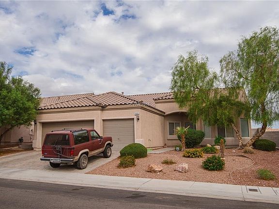 2nd image of 5928 Vista Luna St