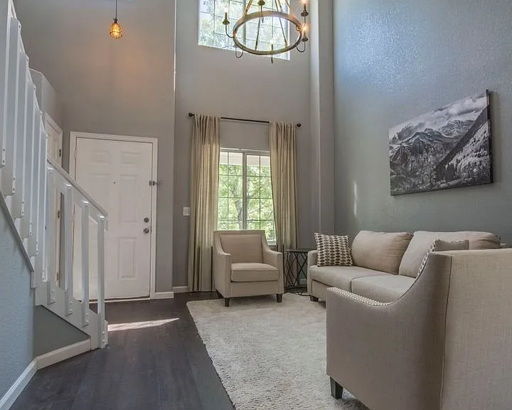 1275 S Boyero Ct — Photo 6