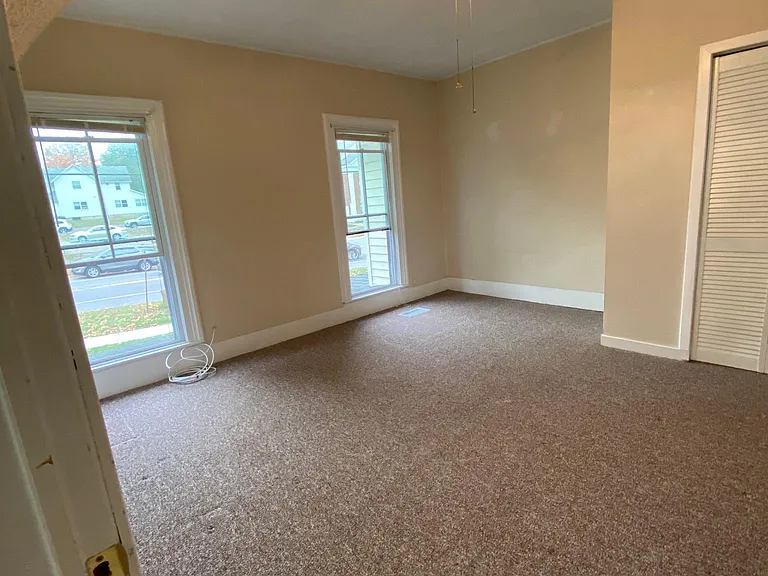 47 Main St — Photo 10