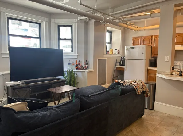 1066 Commonwealth Ave, Boston, MA