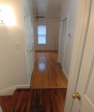 3rd image of 1423 W Leigh St APT A