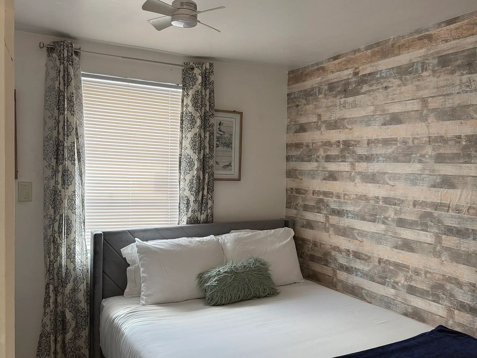 4 bed, 1400 sqft, $3,800 — Photo 1