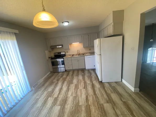 1300 S Roseta Ave, Columbia, MO 65201