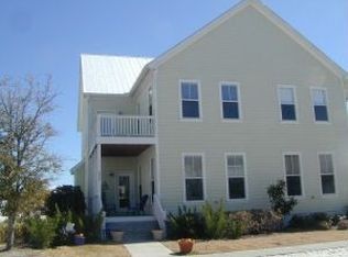 225 Silver Sloop Way, Carolina Beach, NC 28428